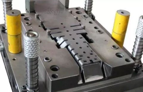 Sheet metal mold for fabricated parts