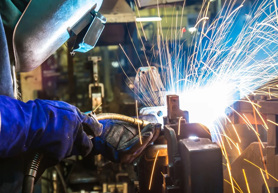 Gas welding process for fabricated metal parts